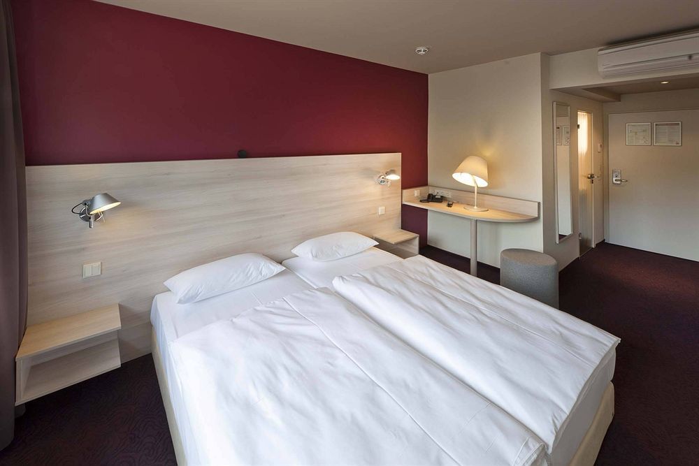 Serways Hotel Heiligenroth Eksteriør billede